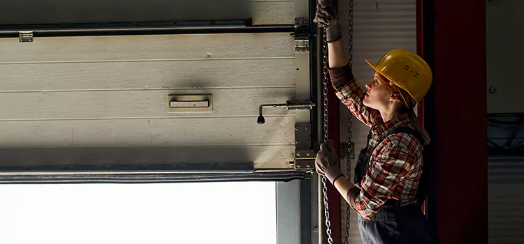 Addressing Common Garage Door Stoppage Issues in Poplar Bluff, MO