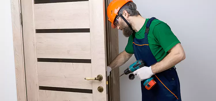 Replace Internal Door Handle with Lock Poplar Bluff